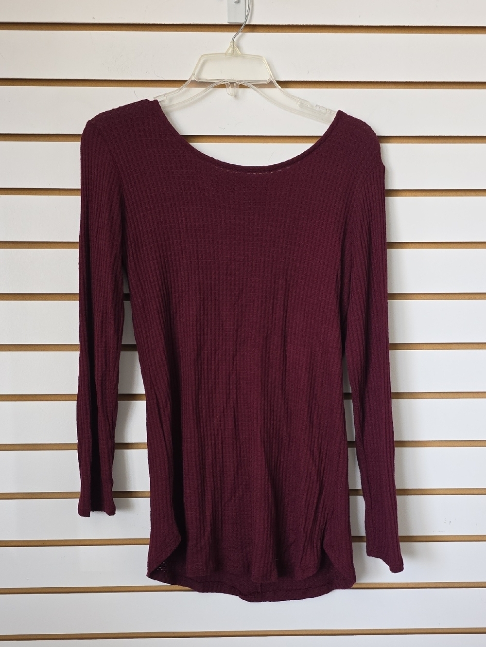 Women's Long Sleeve Button-Back Top - Burgundy